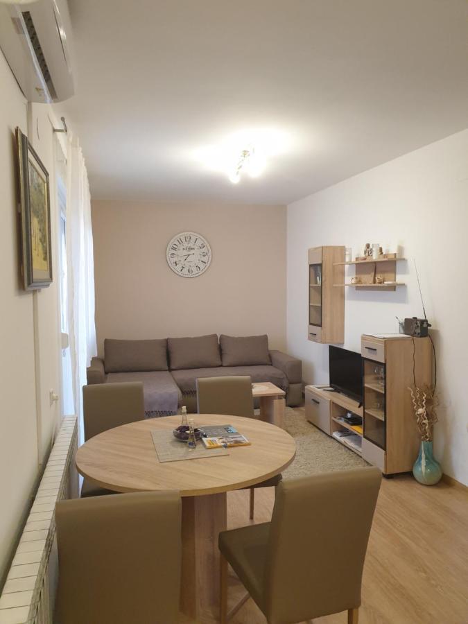 Apartman San Vukovar Exterior foto