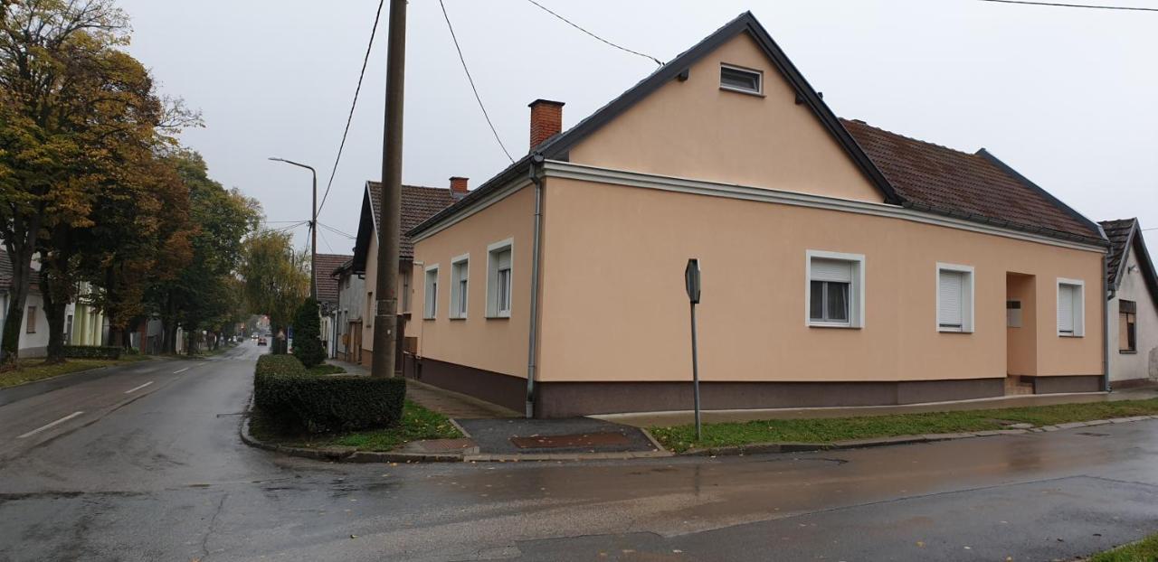 Apartman San Vukovar Exterior foto